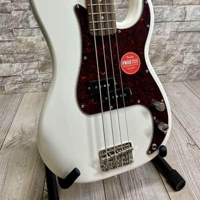 Squier Classic Vibe '60s Precision Bass, Laurel Fingerboard, Olympic White #0374510505 image 2