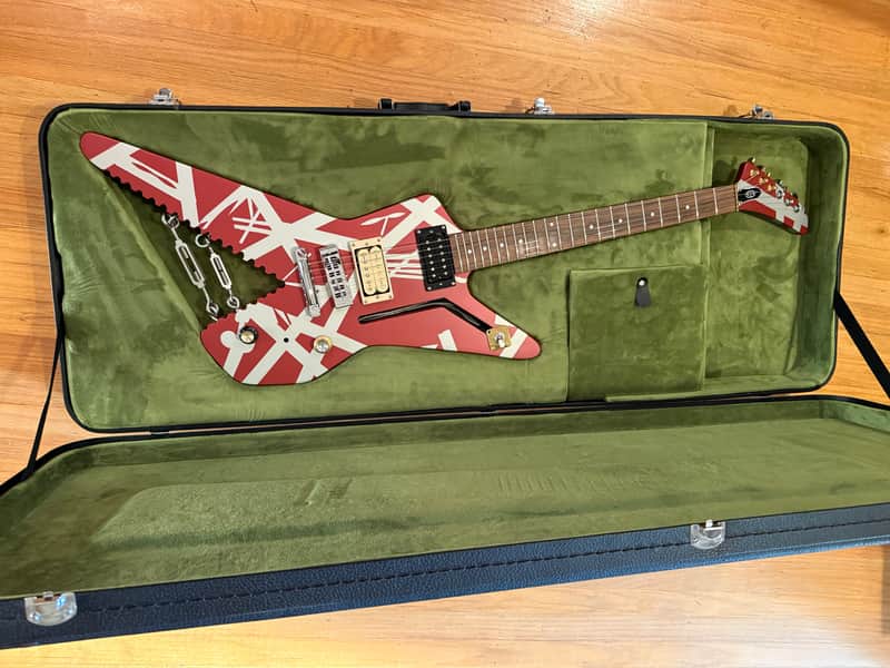 EVH Striped Series Shark with Wolfgang Humbuckers 2019 - 2024 - Burgundy/Silver Stripes image 1