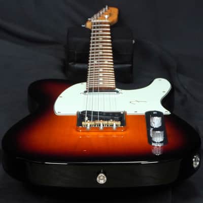FENDER USA American Pro Telecaster with RF -2019- 3-Color Sunburst [US19016940] (08/17) image 2