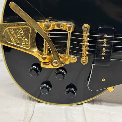 Gibson Custom 1954 '54 Les Paul Custom Staple Pickup Reissue Guitar with Bigsby + Case - Black Beauty image 6