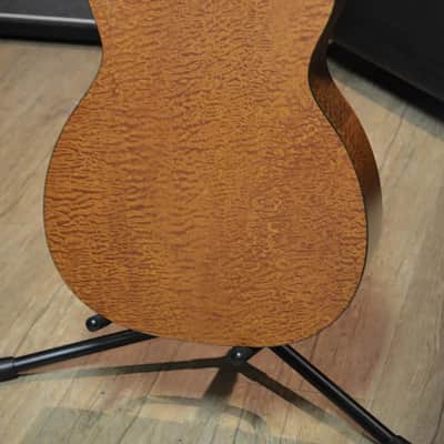 Martin 00X1 Solid Top Java Mahogany 00 Acoustic image 5