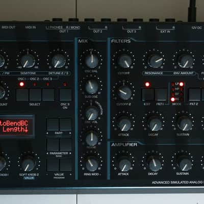 Access Virus C Desktop Digital Synthesizer 2002 - Black image 4