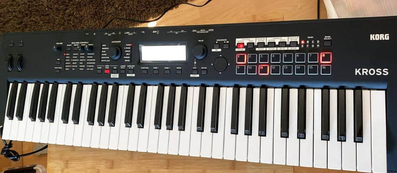 Korg Kross 61-key music workstation synthesizer Keyboard Synth Keytar image 1