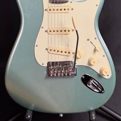 Fender American Professional II Stratocaster Electric Guitar Mystic Surf Green w/ OHSC