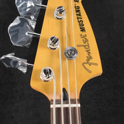 Fender Player II Mustang Bass PJ Hialeah Yellow Rosewood Fingerboard image 5