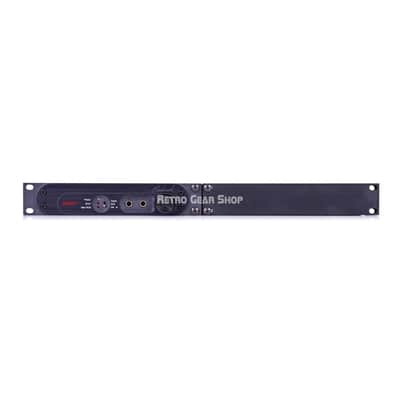 Benchmark DAC1 Digital to Analog Audio Converter and Rack Tray Accessory image 1