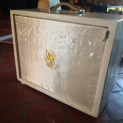 HYBRID CABINET 112 CELESTION NEO CREAMBACK 2026 - Oil, acrylic, hard shellac, fiberglass. image 2
