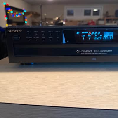 Immagine Sony CDP-CE375 5-Disc Changer CD Compact Disc Player Optical Out Remote Serviced - 6