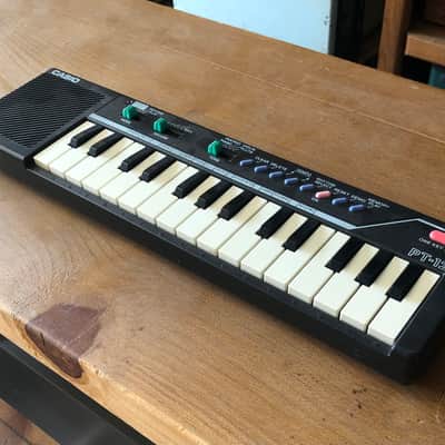 Casio PT-12 80's mini porta synth image 1