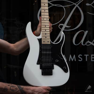 Ibanez Genesis RG550 - White Flat image 4