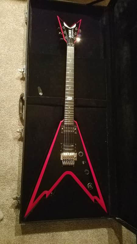 Dean Razorback V 2007 Black And Red image 1