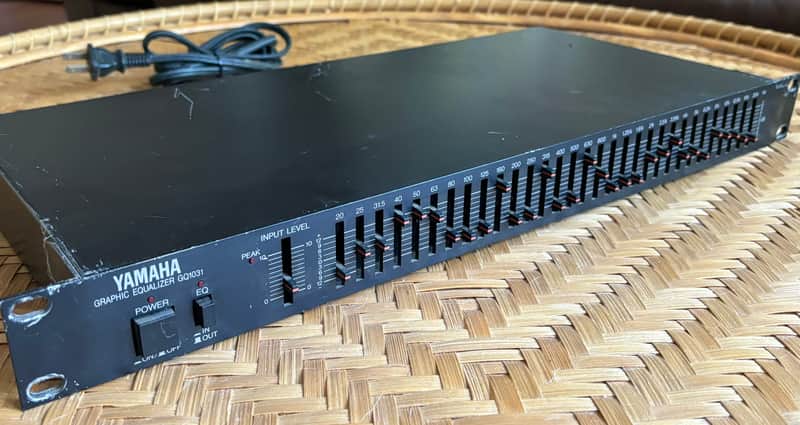 Yamaha  GQ1031 Graphic Equalizer 80’s image 1