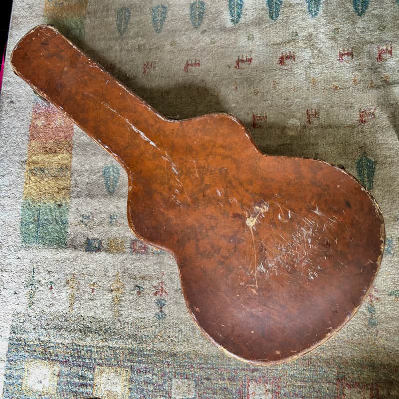 Vintage 1950's Lifton Gibson 17" Archtop Case image 1