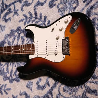 Fender American Standard Stratocaster 2008 - Sunburst image 9