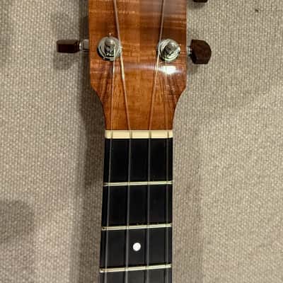 Kamaka HF3-DC 2022 Cedar/Koa Tenor Deluxe image 9