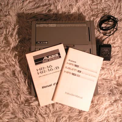 Alesis HR-16 BOITE A RYTHME  Années 80'