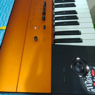 Korg Krome Ex 61 Copper 2020 - Copper Used image 5