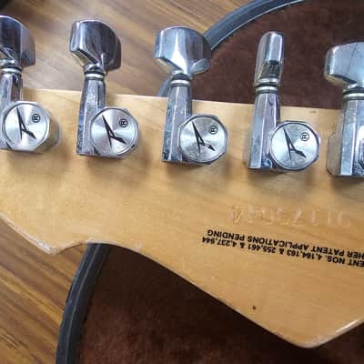Peavey T-60 with Rosewood Fretboard 1978 - 1988 - Sunburst image 25