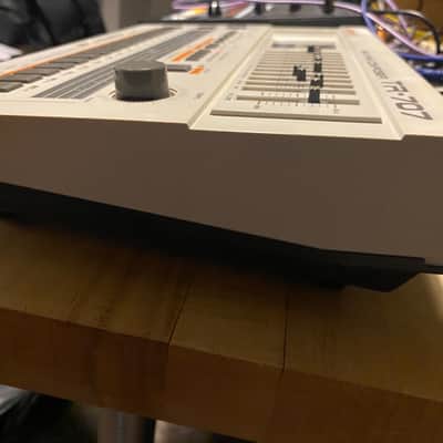 Roland TR-707 HKA mod Rhythm Composer 1985 - White image 3