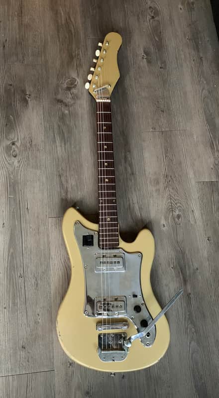 Teisco Sorrento E-10 1960's Guitar Gold image 1