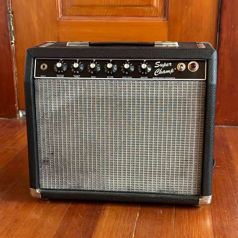 Fender Super Champ EV Version 18-Watt 1x10" Guitar Combo 1982 - 1986 - Black image 1