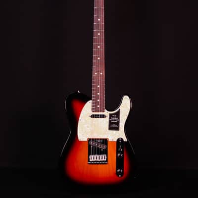 Fender  Player II Modified Telecaster, Rosewood FB, 3 Tone Sunburst image 4
