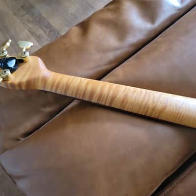 Rare U.S. Masters EP5J 5-String Bass – Natural Walnut Brown – USA Made – Active EQ – Figured Maple Neck – Gold Hardware image 22