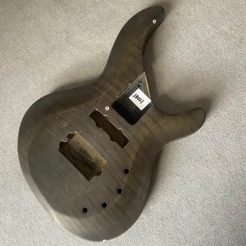 Tiger Maple Top 4 String Bass Basswood Body image 1