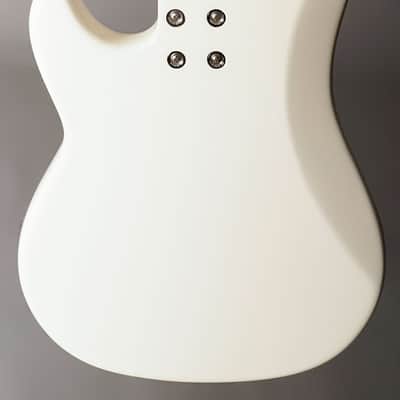 G&L USA LB-100 2022 - Olympic White image 5