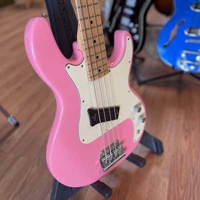 Peavey T-20 bass guitar OHC Shell Pink! image 3