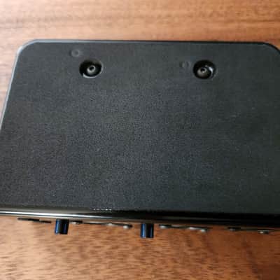Radial Mix 2:1 Passive Stereo Summing Mixer, black image 6
