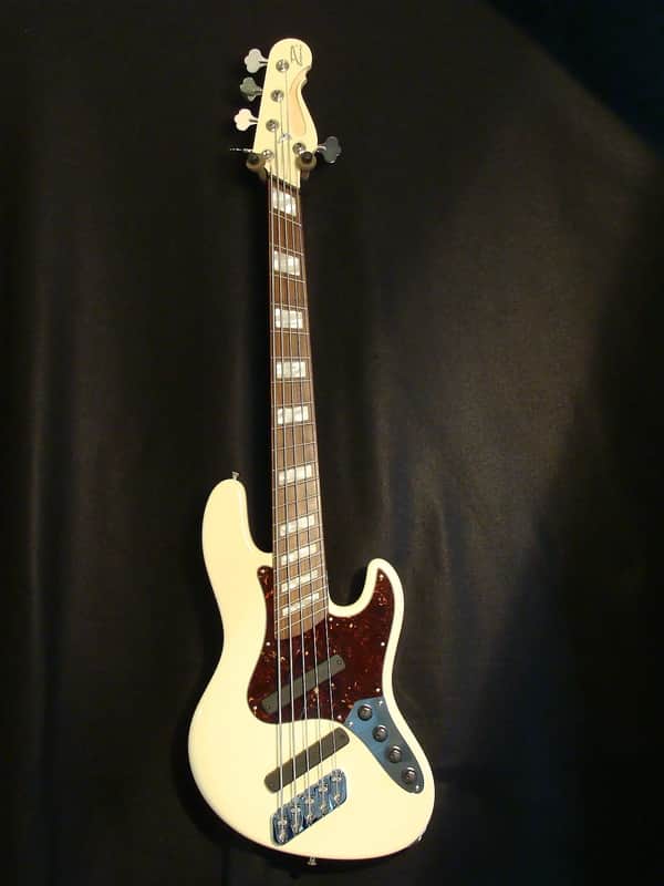 Dingwall Super J 5  image 1