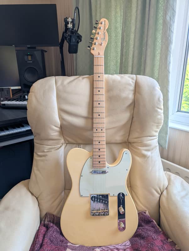 Fender American Performer Telecaster with Maple Fretboard - MAJOR UPGRADES