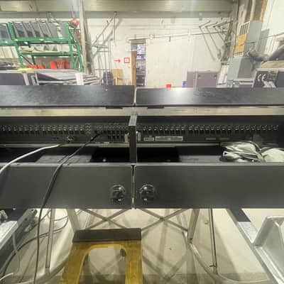 Allen Heath ML3000 Professional 40 Channel Audio Mixing Console w Meter Bridge, 2x Power Supplies, Connect Cable and Road cases image 4