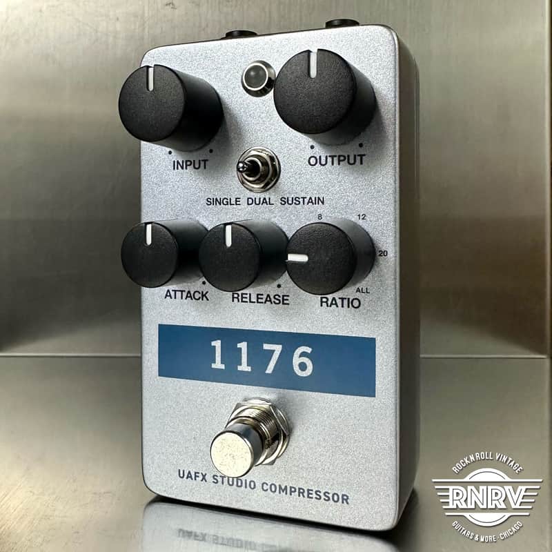 Universal Audio 1176 Studio Compressor - Silver / Blue image 1