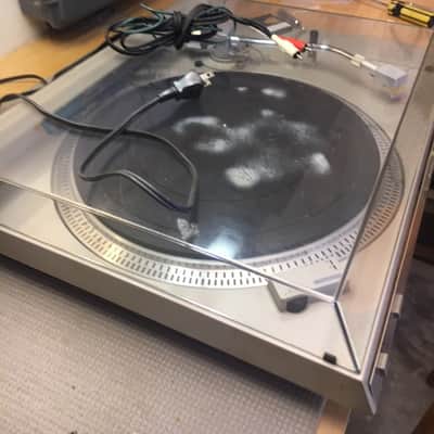 Sony lance deux platines vinyle pour retourner les jeunes comme des