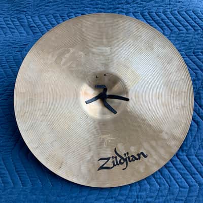 Zildjian 19" Classic Orchestral Selection Medium Pair Brilliant image 4