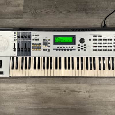 Yamaha Motif ES 6 Production Synthesizer 2000s - Gray