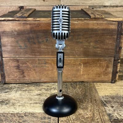 Vintage 1960s 1970s Shure 55SW Unidyne II Unidirectional Dynamic Microphone