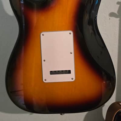 2006 Fender Standard Stratocaster with Maple Fretboard - Brown Sunburst image 4