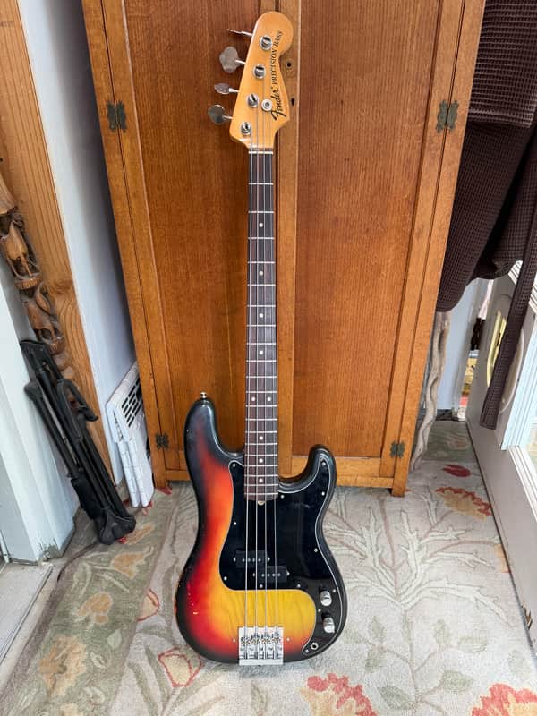 1975 Fender Precision Bass- Sunburst Plays and sounds great! - Good