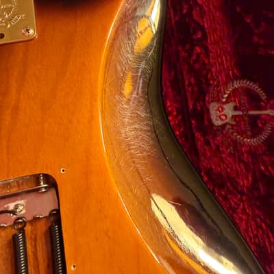 Fender 60th Anniversary Commemorative American Standard Stratocaster with Gold Hardware, Maple Fretboard 2014 - 2-Color Sunburst image 5