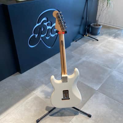 Fender Stratocaster Mex Standard chitarra olympic white image 2