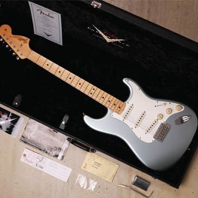 Fender 2005 Custom Shop Limited Edition '66 Stratocaster Closet Classic in Firemist Silver Metallic w/Custom '65 Strat Pickups (RWRP Middle), 2-Piece Select Alder Body, 21 Medium Jumbo Frets, '65 Strat C Neck Profile & Nitrocellulose Lacquer image 11