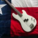 Fender MIJ Aerodyne Special Precision Bass 2022 - 2024 - Bright White NEVER PLAYED