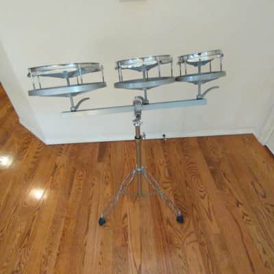 Cielo Roto toms with heavy duty stand: 6 8 and 10 inch toms excellent condition! image 6
