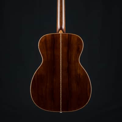 Bourgeois 00 DB Signature Deluxe Aged Tone Adirondack Spruce and Madagascar Rosewood Used (2024) image 3
