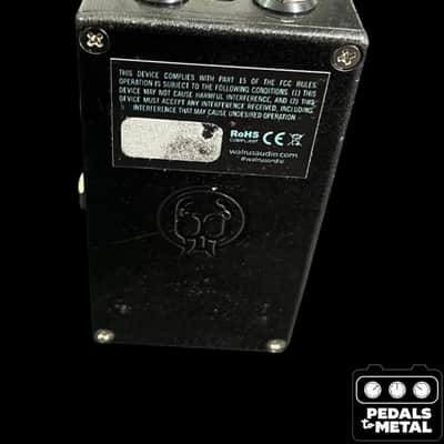 Walrus Audio Monument Harmonic Tap Tremolo V2 Limited Edition - Luna Series 2021 - Black / Red - X20273 image 5