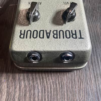 Charlie Pedals Troubadour 2023 - Grey tonebender I.V image 2