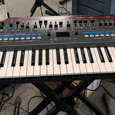 Roland Juno X 2021